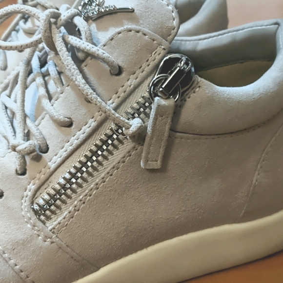 Giuseppe Zanotti crystal suede sneakers - Picture 12 of 12